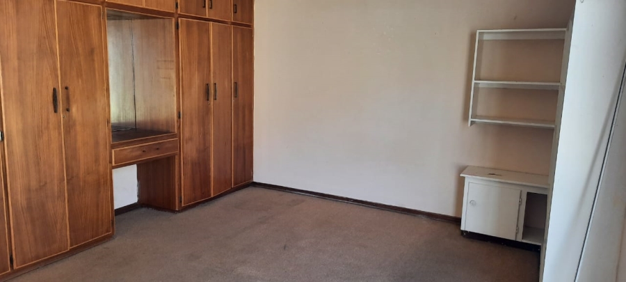 7 Bedroom Property for Sale in Bloemfontein Free State